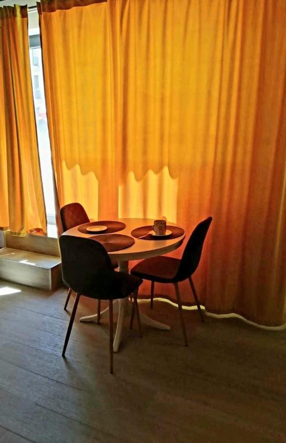 Nico Apartment นาโวดาริ ภายนอก รูปภาพ